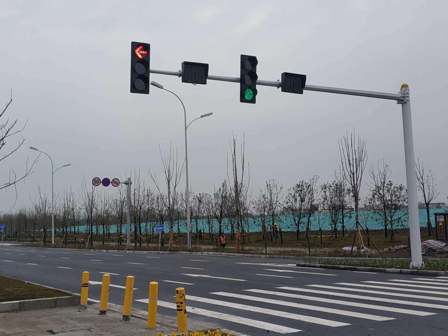 Road traffic light pole series